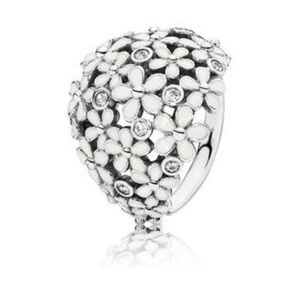 PANDORA Darling Daisy Bouquet Ring